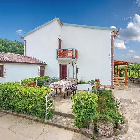 2 Bedroom Cozy In Labin Labin (Istria)