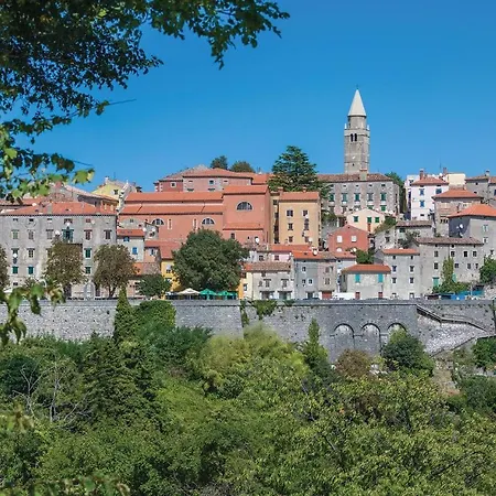 Apartment 2 Bedroom Cozy In Labin Labin (Istria)